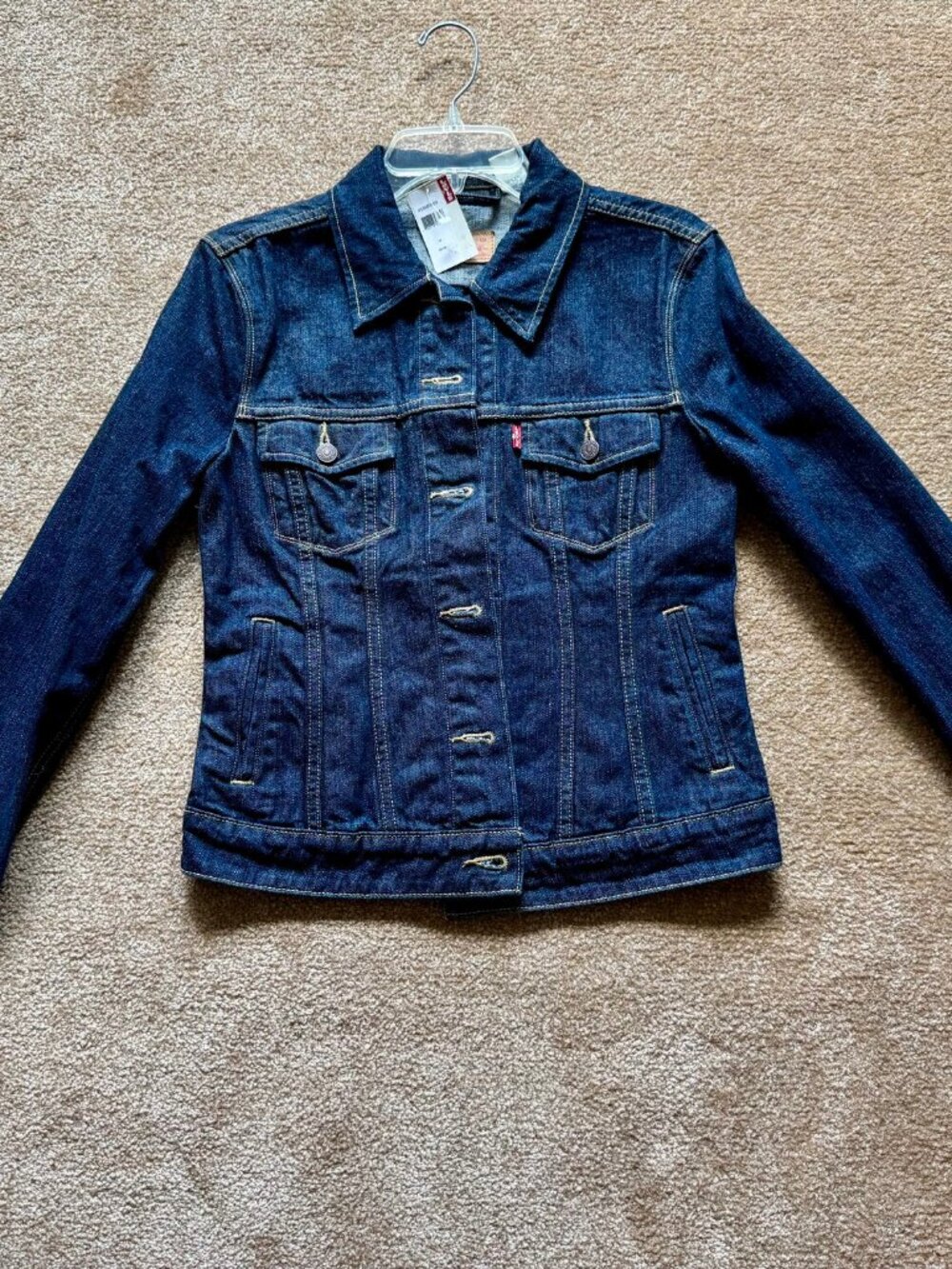 Levi's Dark Wash Denim Trucker Jacket NWT Women's M